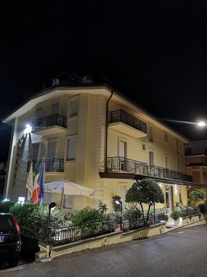 Hotel Pompei Fiuggi Extérieur photo