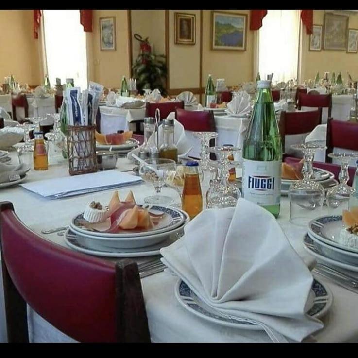 Hotel Pompei Fiuggi Extérieur photo