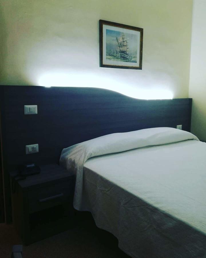 Hotel Pompei Fiuggi Extérieur photo